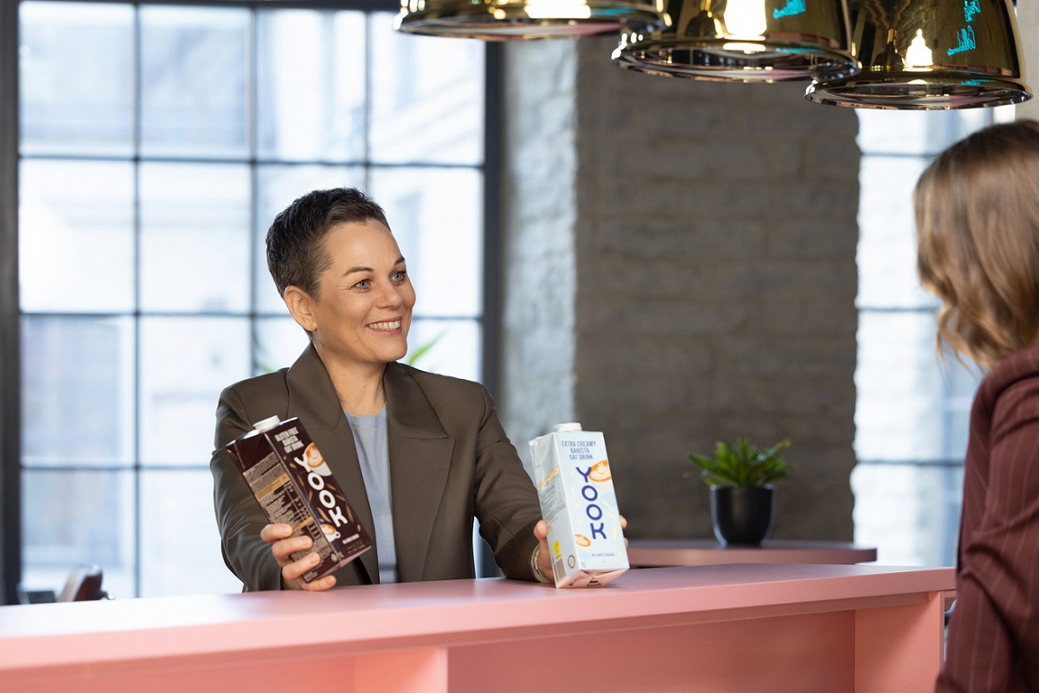 Auzu dzērienu ražotājs YOOK plāno emitēt obligācijas un kotēt tās biržā