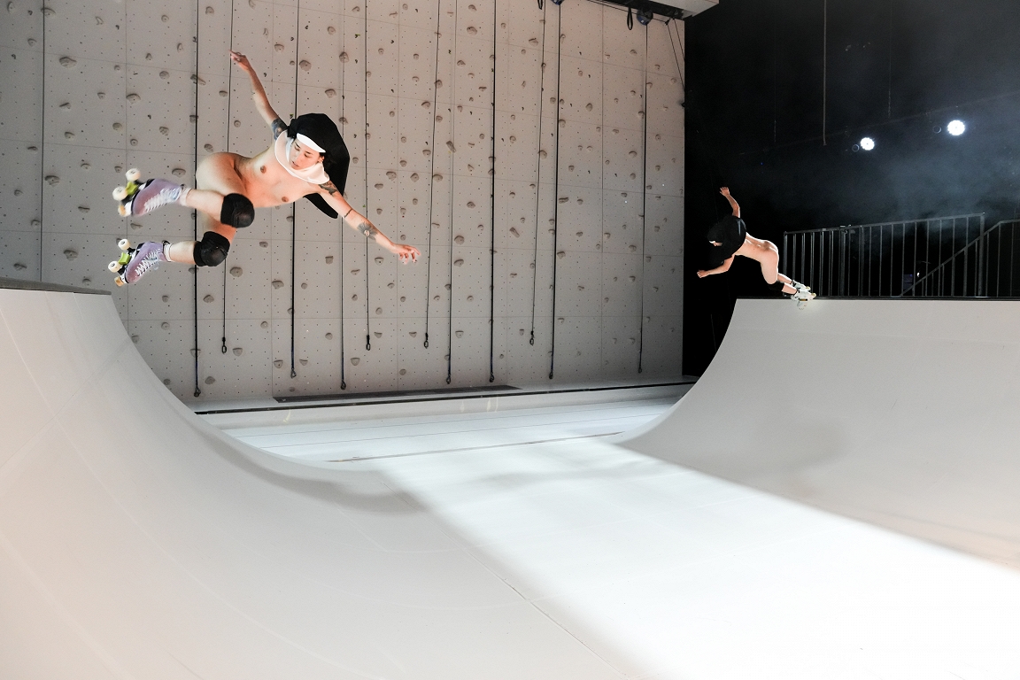 Sapnis par matriarhālu pasaules kārtību. Antverpenē skan Florentīnas Holcingeres iestudētā opera Svētā