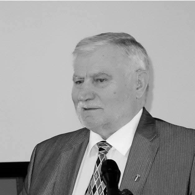 Mūžībā devies Antons Vjaters