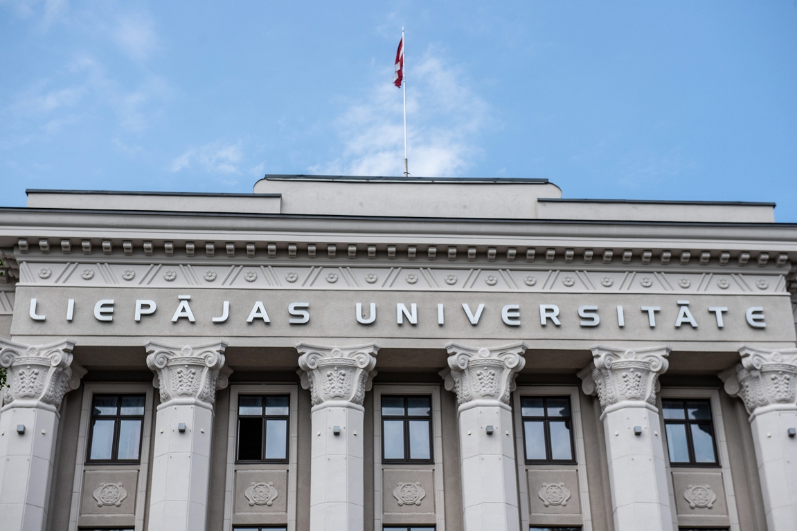 Pārtop par struktūrvienībām