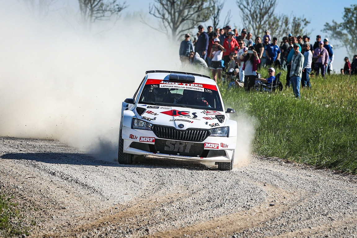 Sesku ekipāža uzvar rallijā Kurzeme