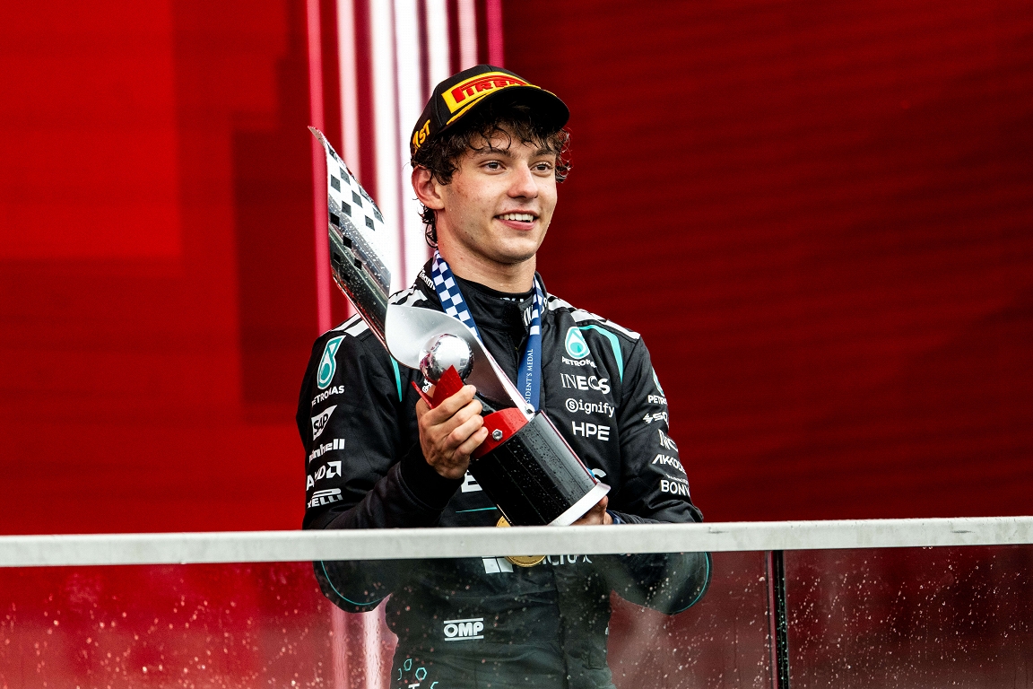Antonelli uzvar Kanādas Grand Prix, sacīkstes pirmo pusi cīnoties ar Raselu