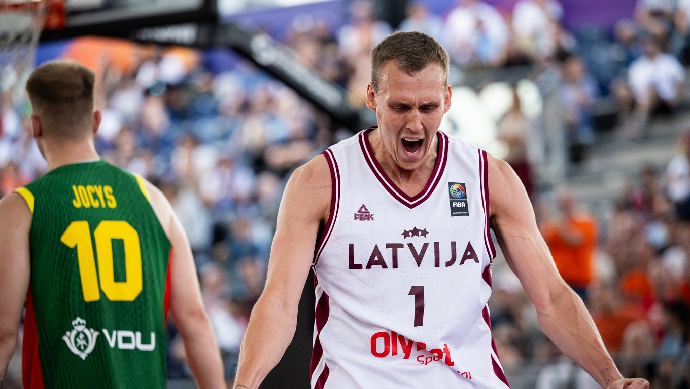 Latvijas 3x3 basketbolisti sasniedz Pasaules kausa pusfinālu