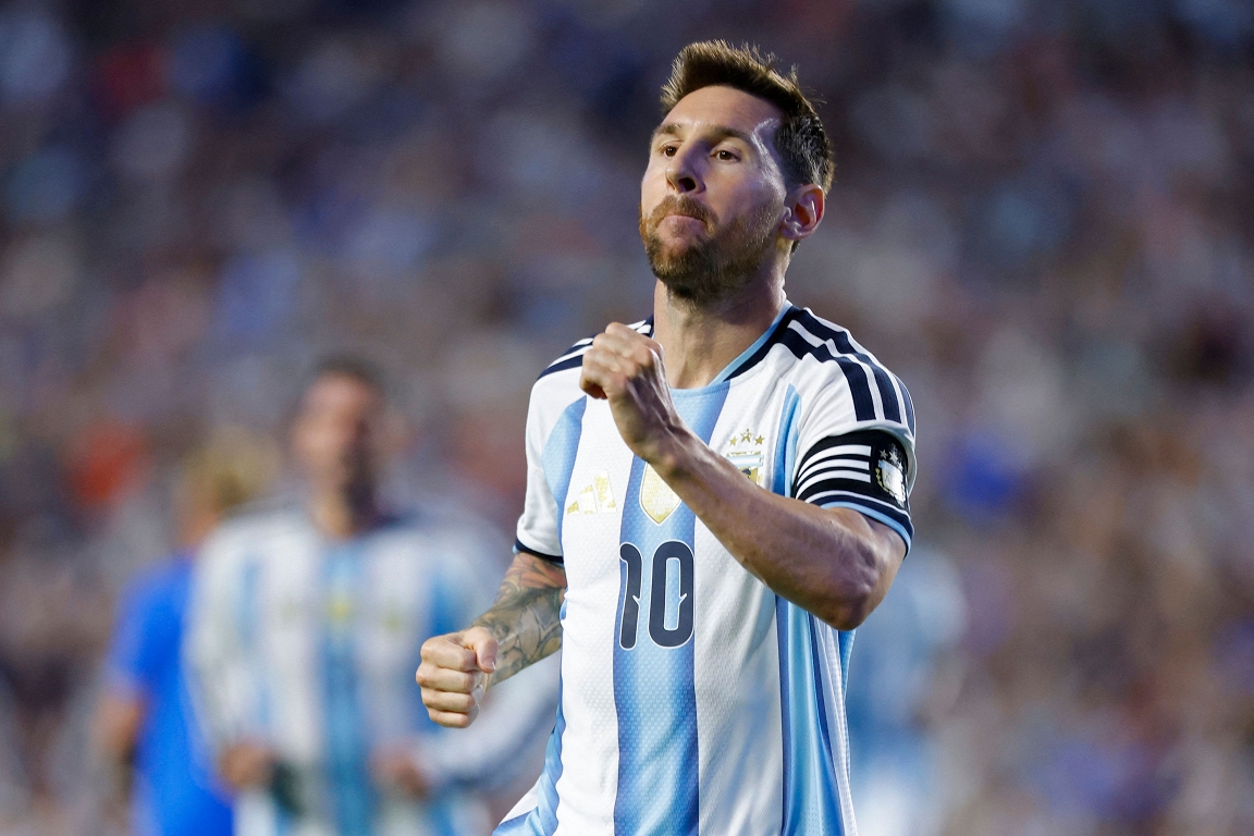 Argentīnas futbolisti pēdējā pārbaudes spēlē pirms PK pievei