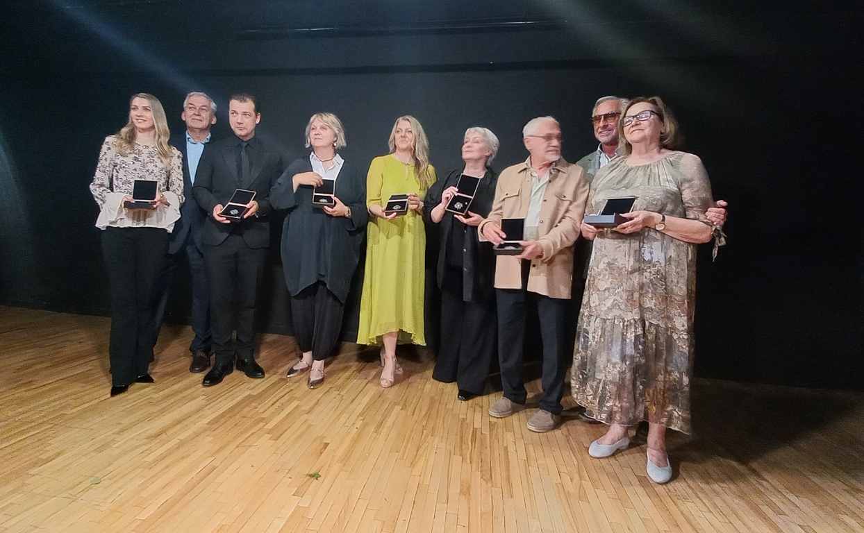 Pasniegtas Teātra dienas izcilības balvas